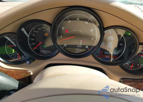 2013 Porsche Panamera 4 z USA, uszkodzony, nr VIN WP0AA2A7XDL014047